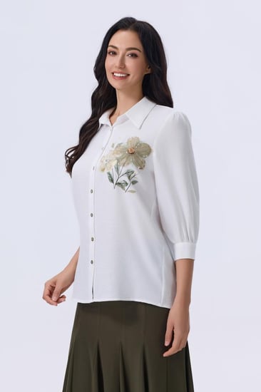 بلوزة أبيض بتطريز وأكمام 3/4 | Prando