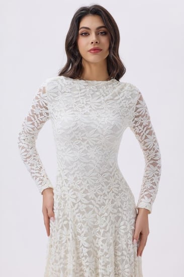 فستان ميدي دانتيل اوف وايت عاجي بأكمام طويلة
