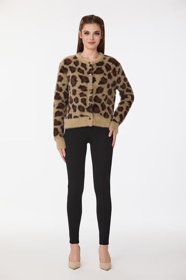 جاكيت فرو بنقشة الفهد