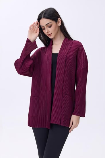 كارديجان عنابي