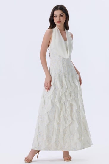 فستان أوف وايت  طويل بتفاصيل كشكش