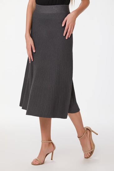 تنورة استريتش رصاصي غامق