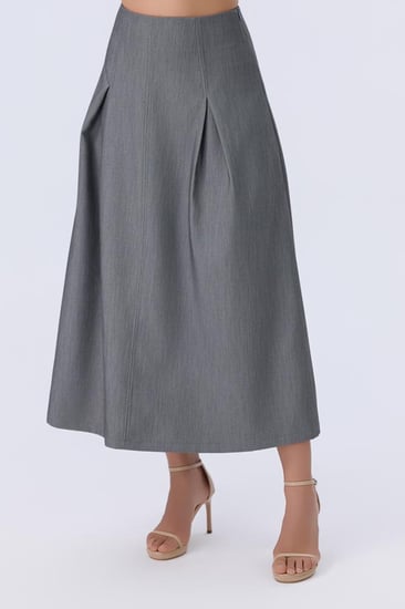 تنورة رصاصي فاتح  بكسرات