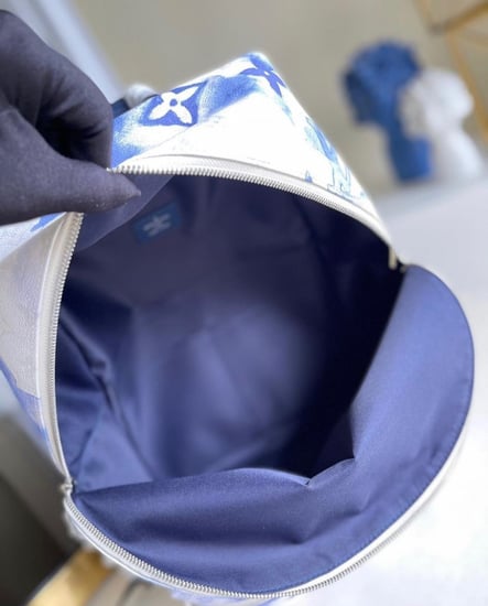 شنطة ظهر لويس فيتون