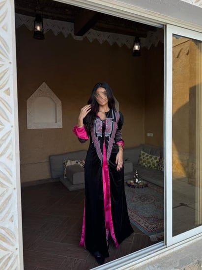 جلابية التأسيس – جمبسوت مع عبايه