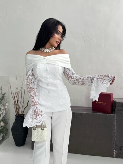 طقم كلاسي دانتيل ابيض