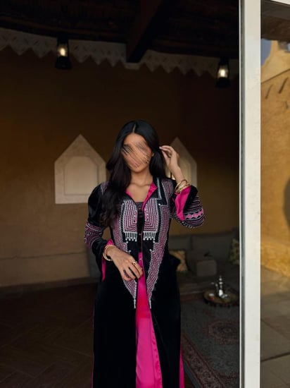 جلابية التأسيس – جمبسوت مع عبايه