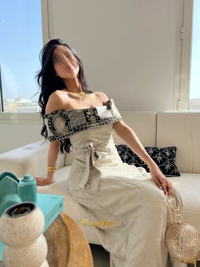 جلابية رماديه اوف شولدر