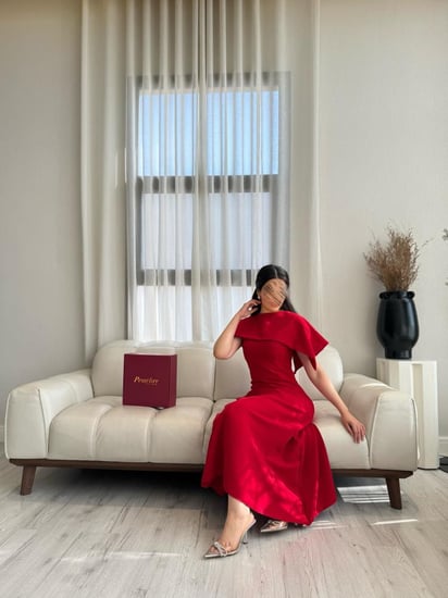 فستان ناعم احمر