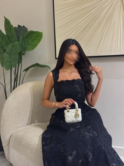 فستان ليالي ڤيرونا الأسود