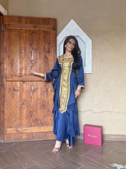 جلابية التأسيس ازرق وذهبي