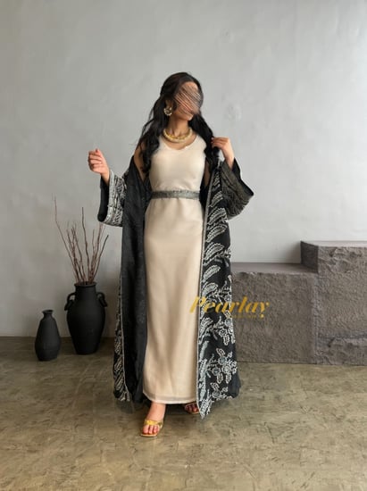 جلابية قطعتين بشت تطريز