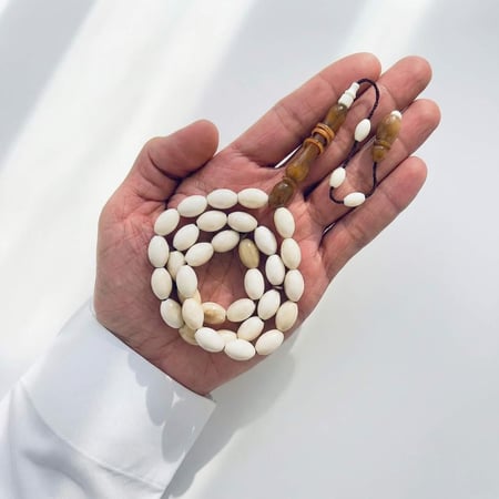 سبحة عظم جمل طبيعي فاخرة | يدوية مع شاهد وفواصل كوك