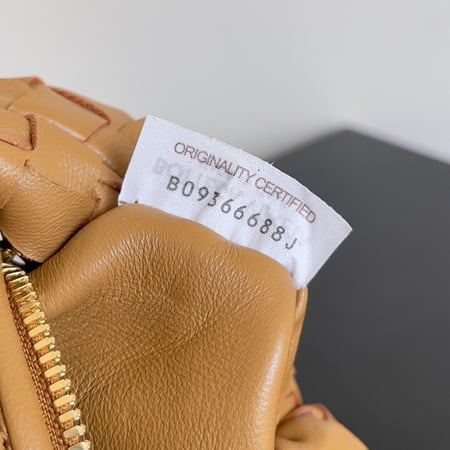 Bottega veneta 17cm
