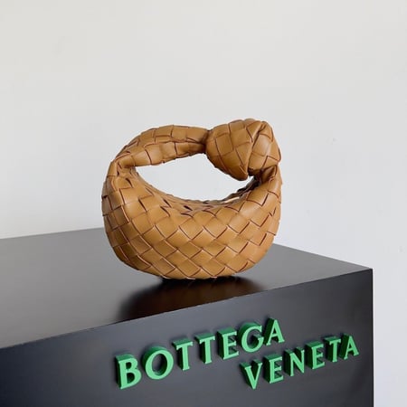 Bottega veneta 17cm