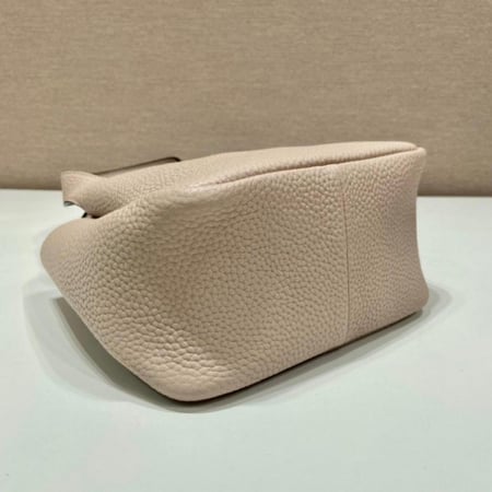 Prada 18cm