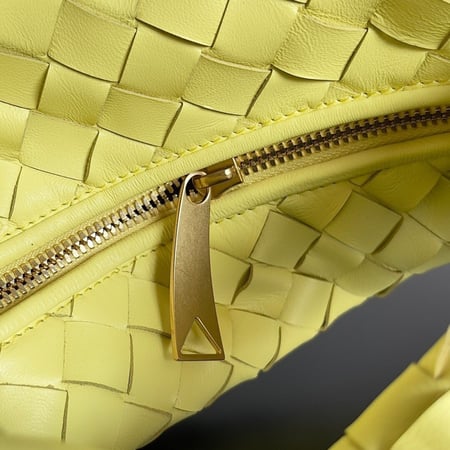 Bottega veneta 23cm