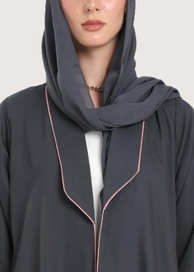 عباية خليجية