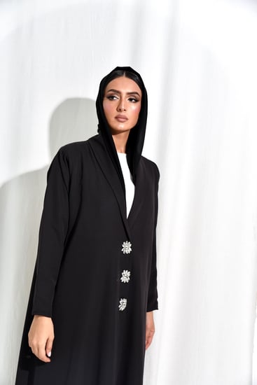 عبايات فخمة سوداء