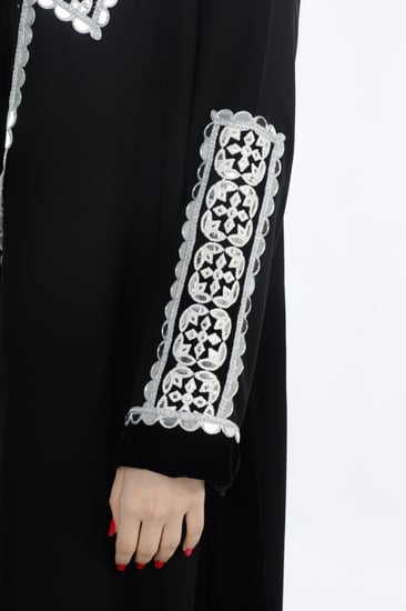 L264 - كريب - قطيفة أسود