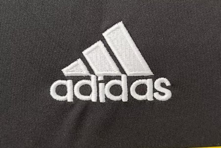 طقم ريال مدريد موسم  2011-2012 حارس المرمى اسود