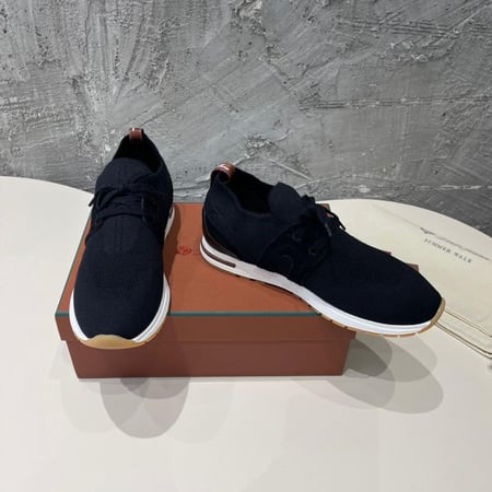 The Gift of Kings® 360 Lp Flexy Walk Sneaker