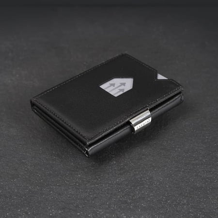 محفظة اكسنتري  Black