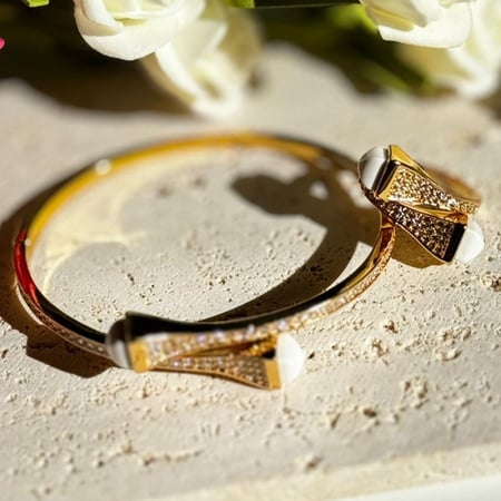 اسورة مارلي مع خاتم