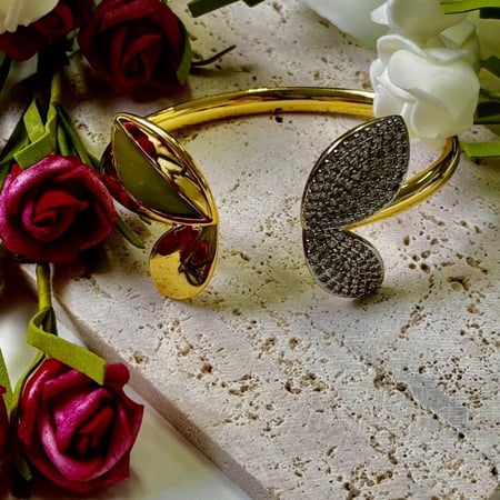 طقم أسوارة فراشة هناء مع خاتم