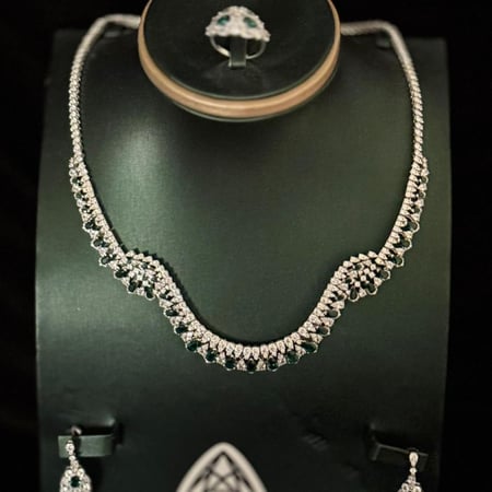 طقم لادونا فضة