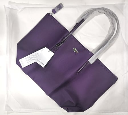 لاكوست ارجواني داكن