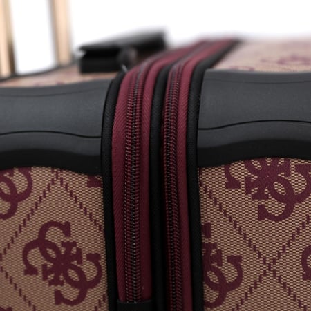 طقم حقائب  بيرتا من ماركة جيس