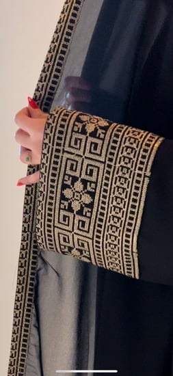 عباية ذهب
