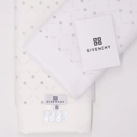 قطعة قماش جيفنشي