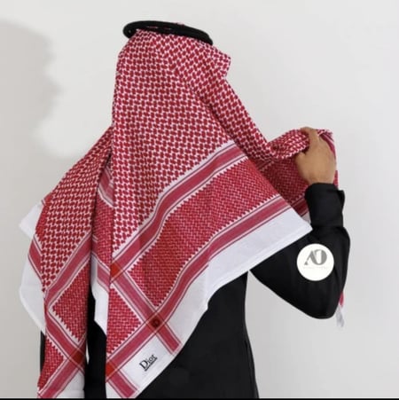 شماغ ديور الفاخر