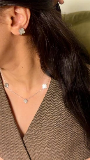 طقم فاخر رقم 02 بتصميم مميّز