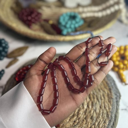 مسباح فاتوران عسلي كبسولة حجم ناعم 33 خرزة