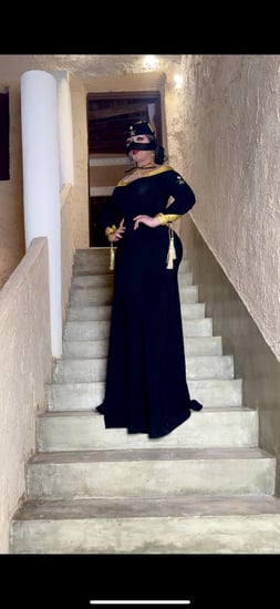 فستان صاحبه السمو