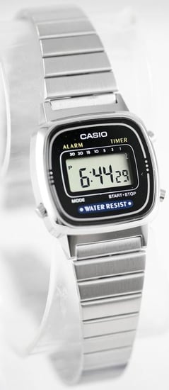 كاسيو جرس نسائي فضي