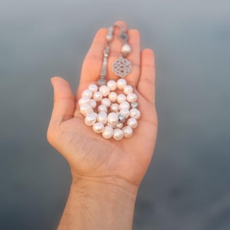 سبحة اللؤلؤ الطبيعي بطربزونة