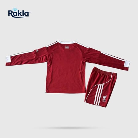 طقم ليفربول 25 26 أعمار صغيرة