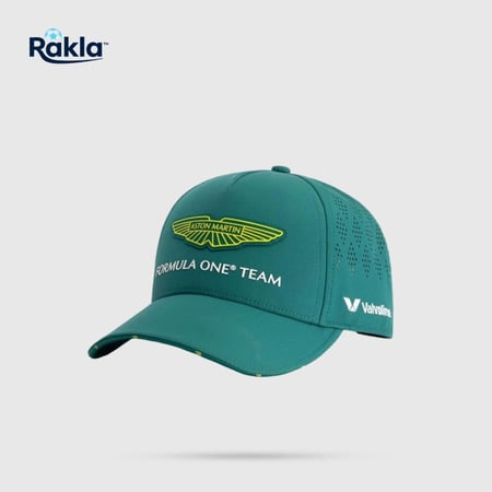 كاب أستون مارتن اخضر