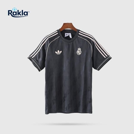 تيشيرت ريال مدريد كلاسيك جديد