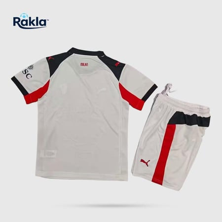 طقم اسي ميلان 2026