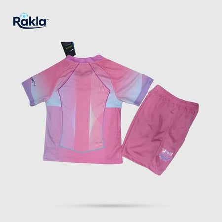 طقم برشلونة بينك أعمار صغيرة