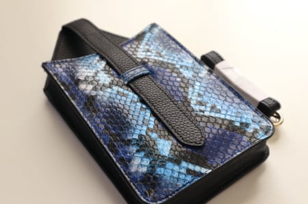 شنطة عملية / أزرق