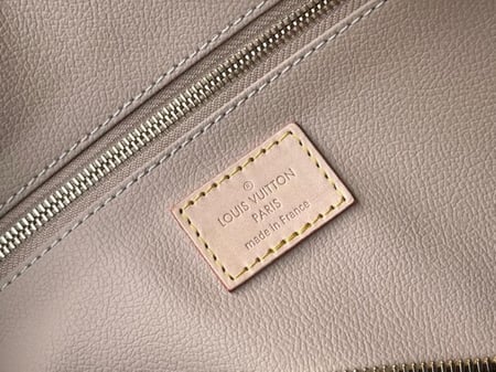 لوي فيتون مقاس 27 cm