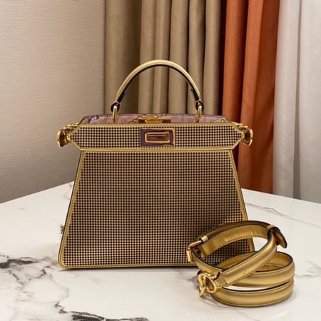 فندي بيكابو مقاس 20 cm