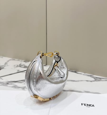 فندي مقاس 16.5 cm