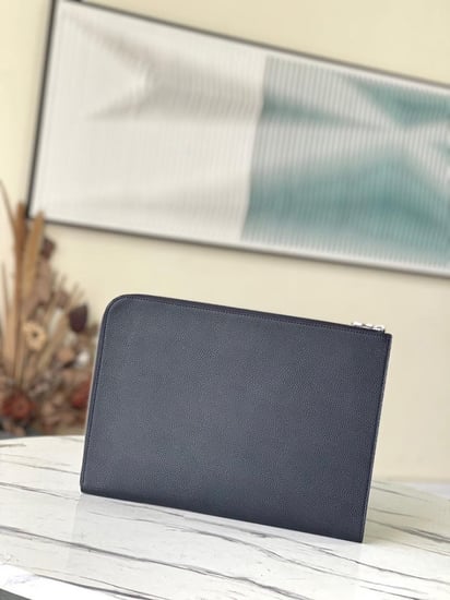 باوتش لوي فيتون